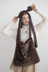 fur big ribbon tote bag