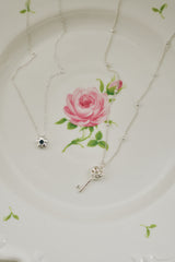 【 online store Exclusive 】silver925 flower necklace