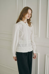 many frill blouse