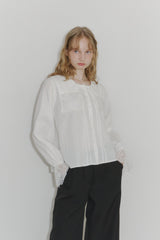 vintage square lace collar blouse