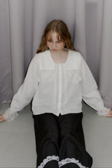 vintage square lace collar blouse