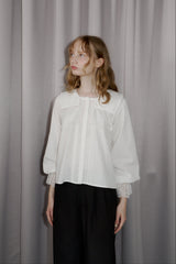 vintage square lace collar blouse