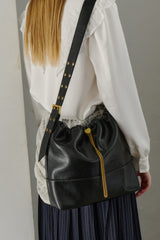 heart charm shoulder bag