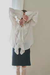 ruffle collared blouse