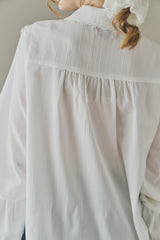 ruffle collared blouse