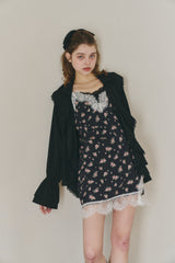 ruffle collared blouse