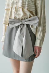 big ribbon belt