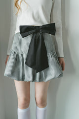 big ribbon belt
