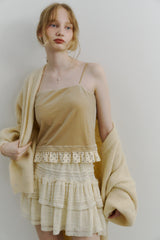 cup in velours frill camisole