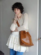 heart charm shoulder bag