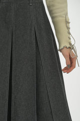 made in Japan tuck denim skirt