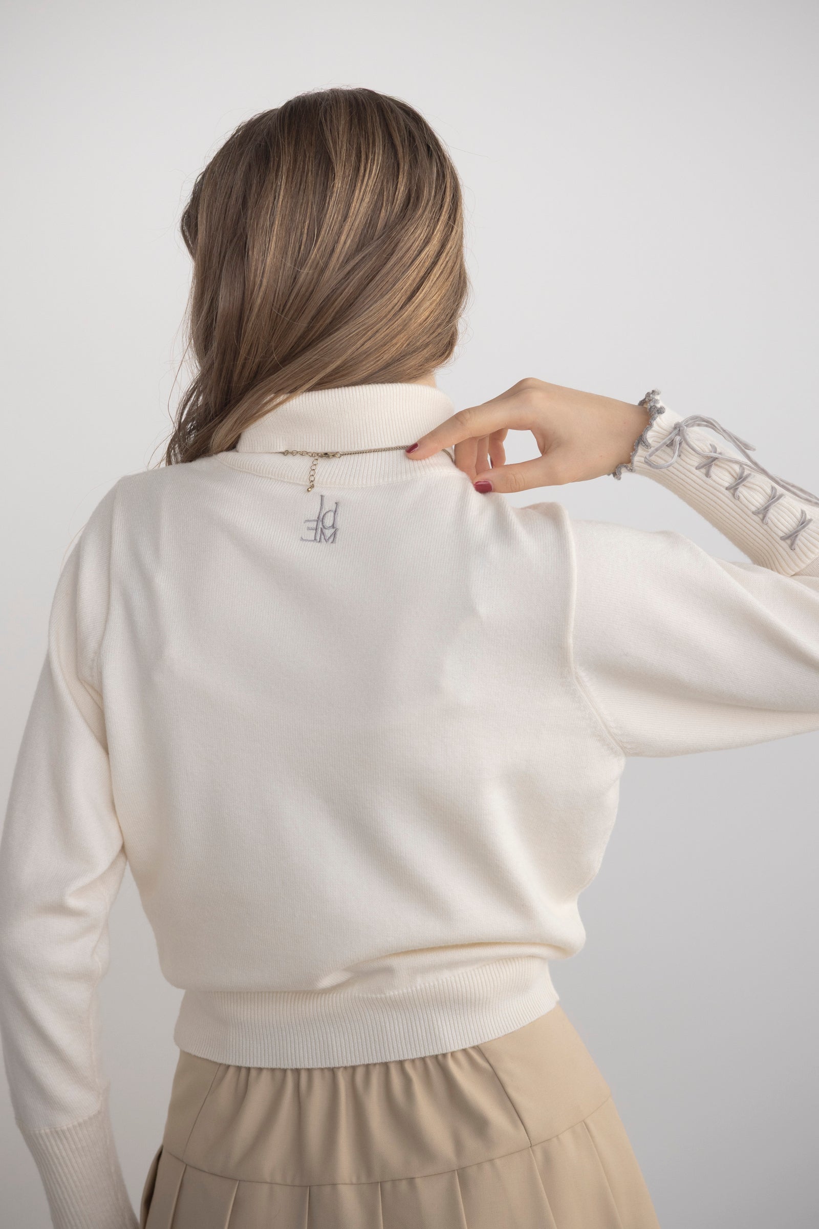 lace up ribbon turtle knit – idem