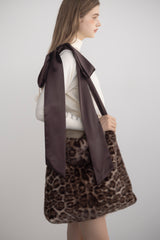 fur big ribbon tote bag