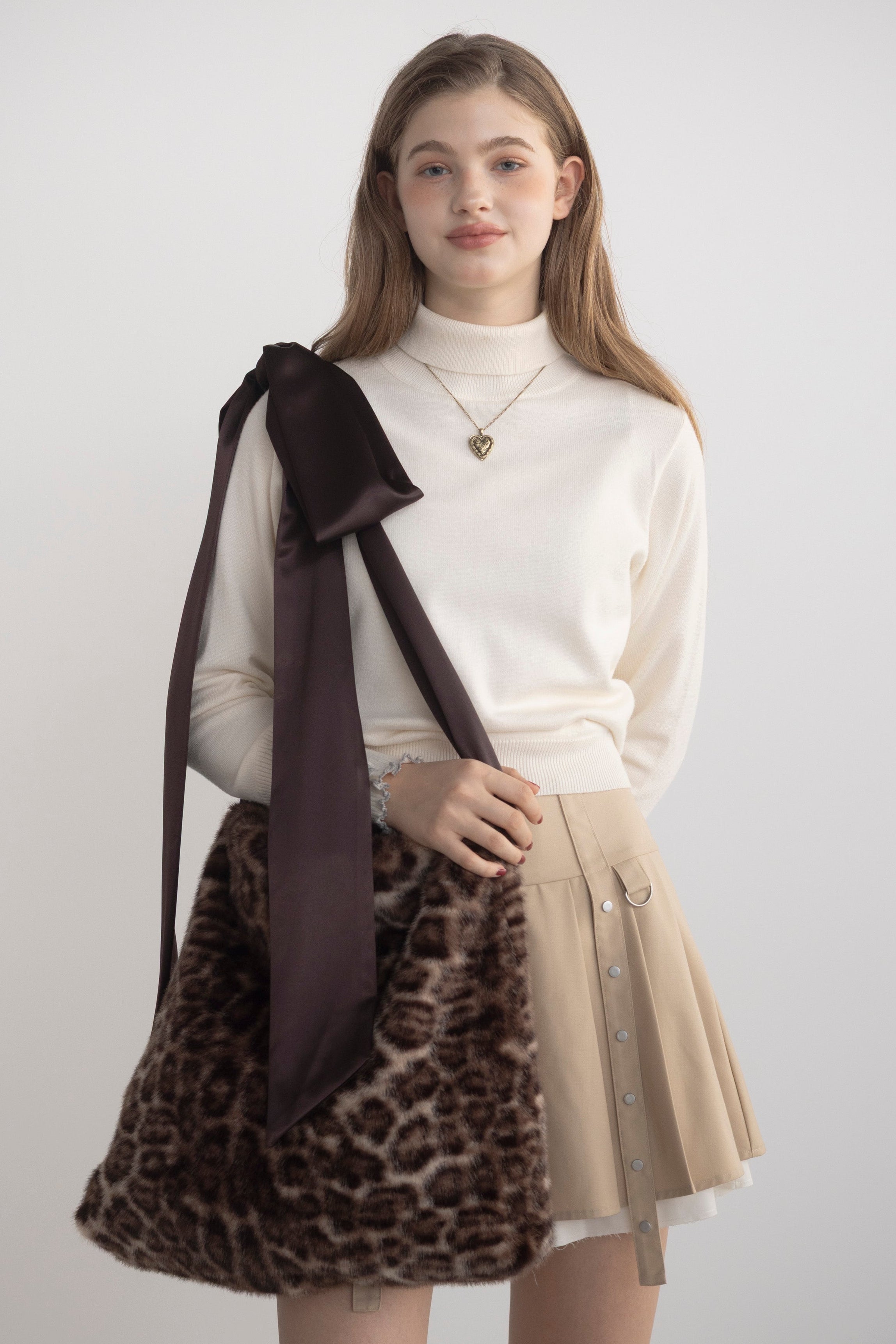 fur big ribbon tote bag