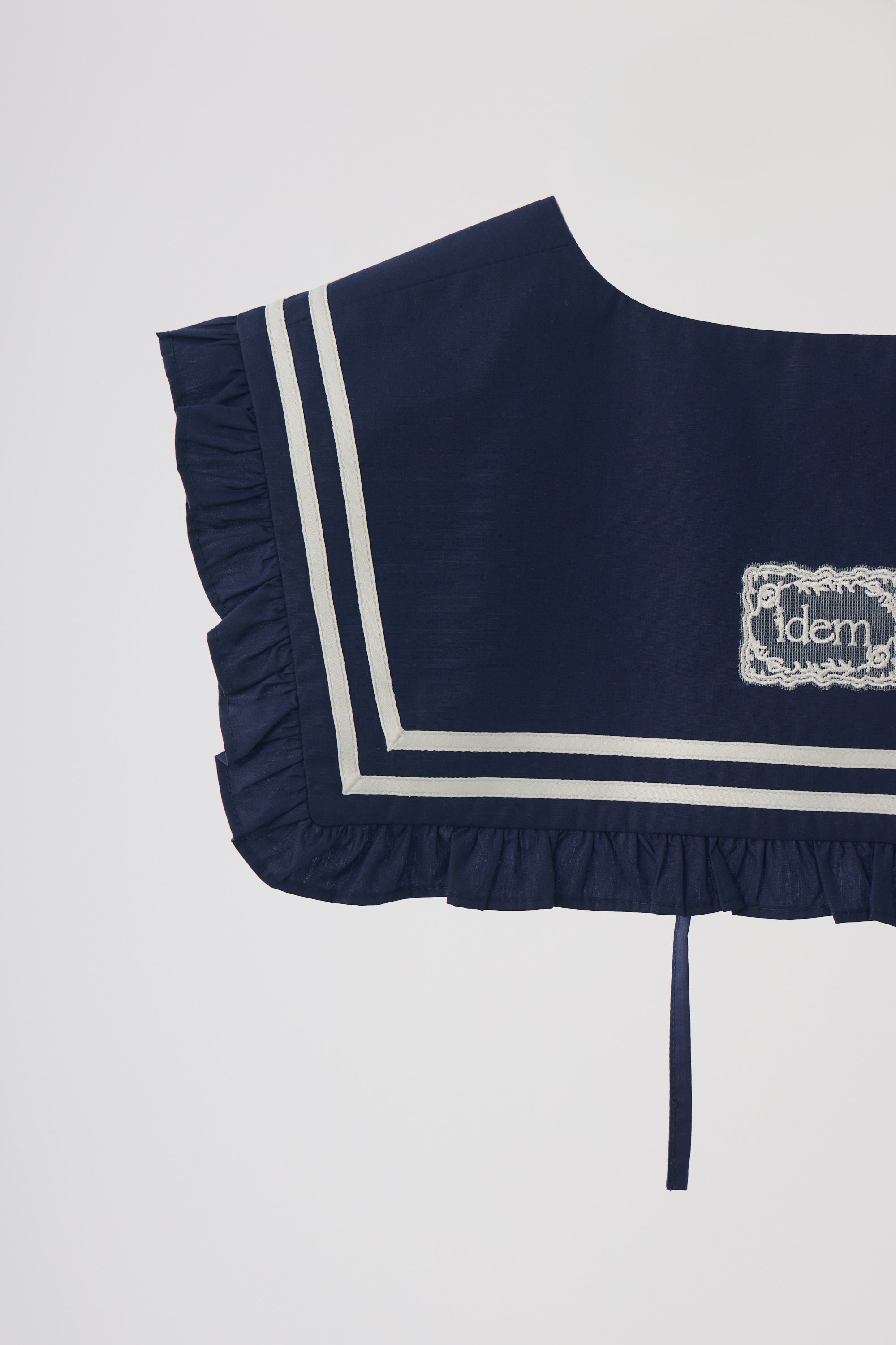idem frill sailor collar