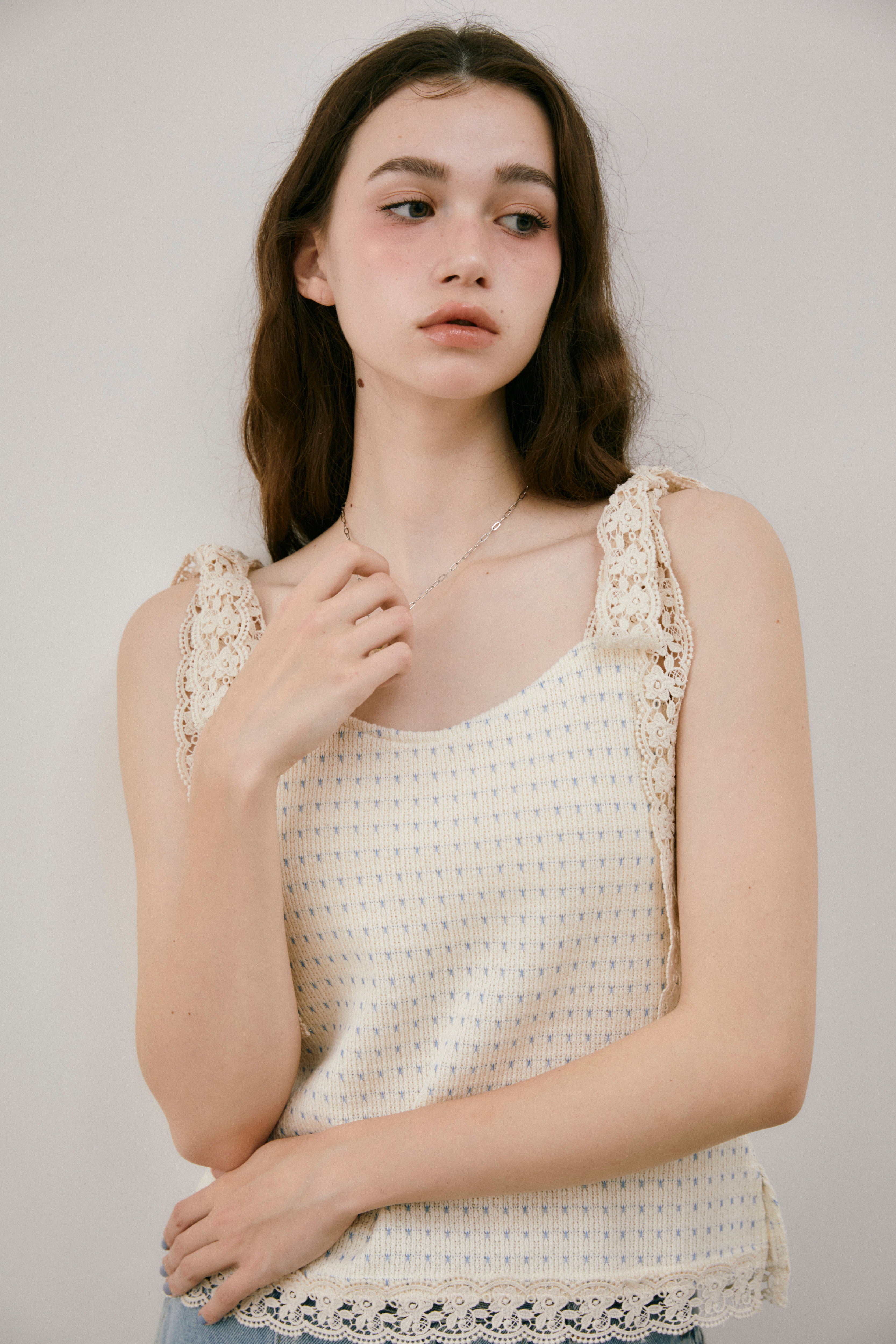 cup in shoulder lace camisole