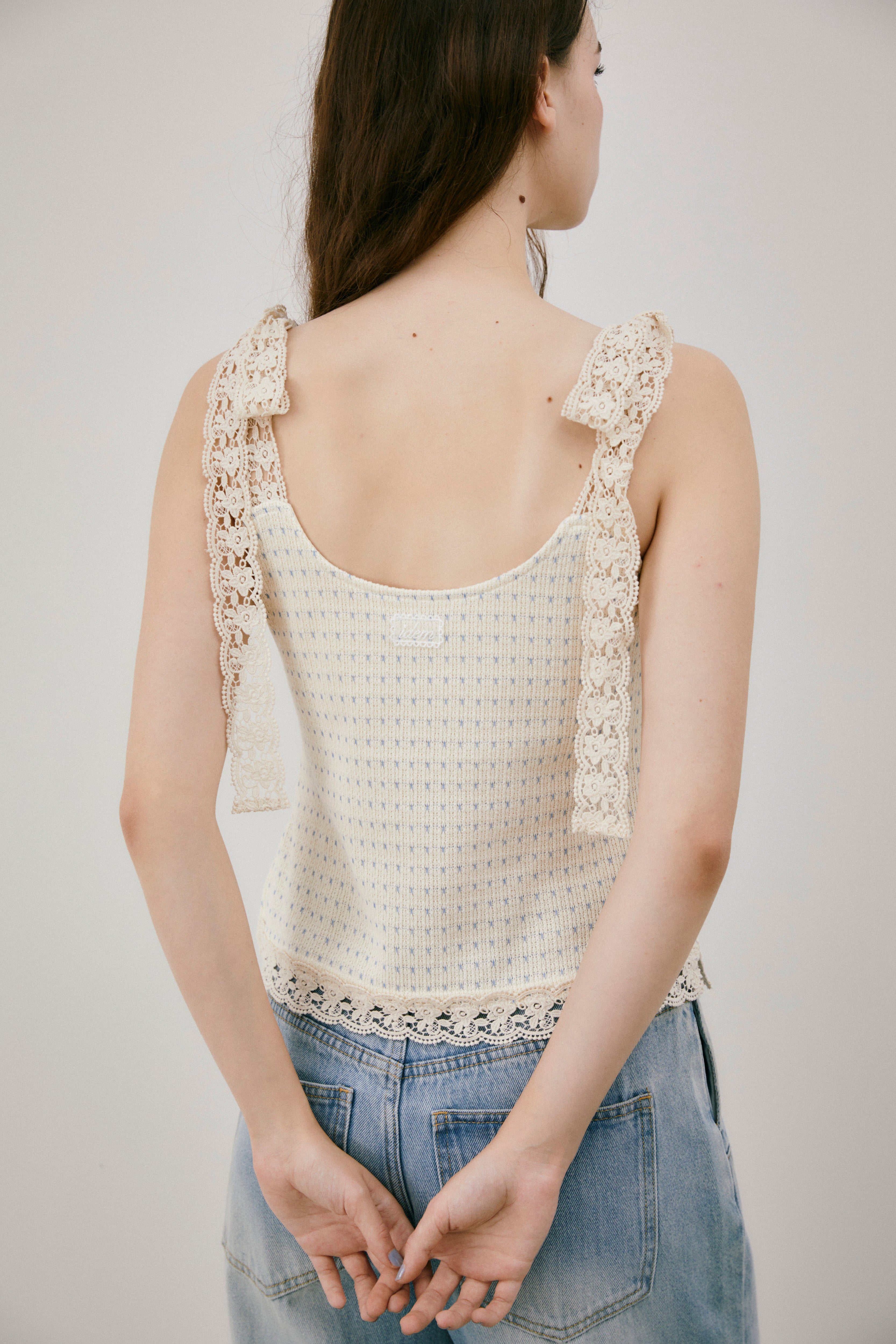 cup in shoulder lace camisole