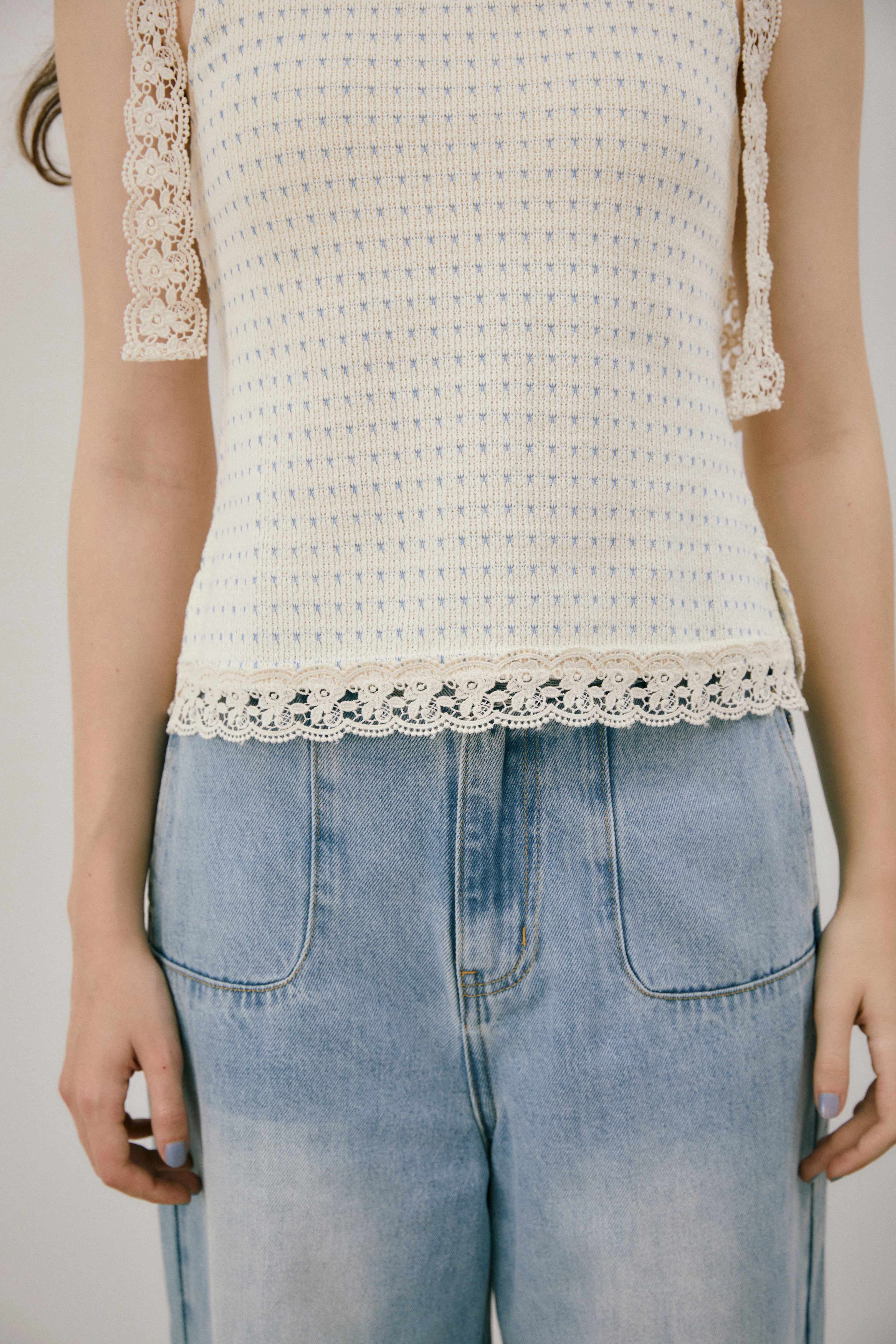 cup in shoulder lace camisole