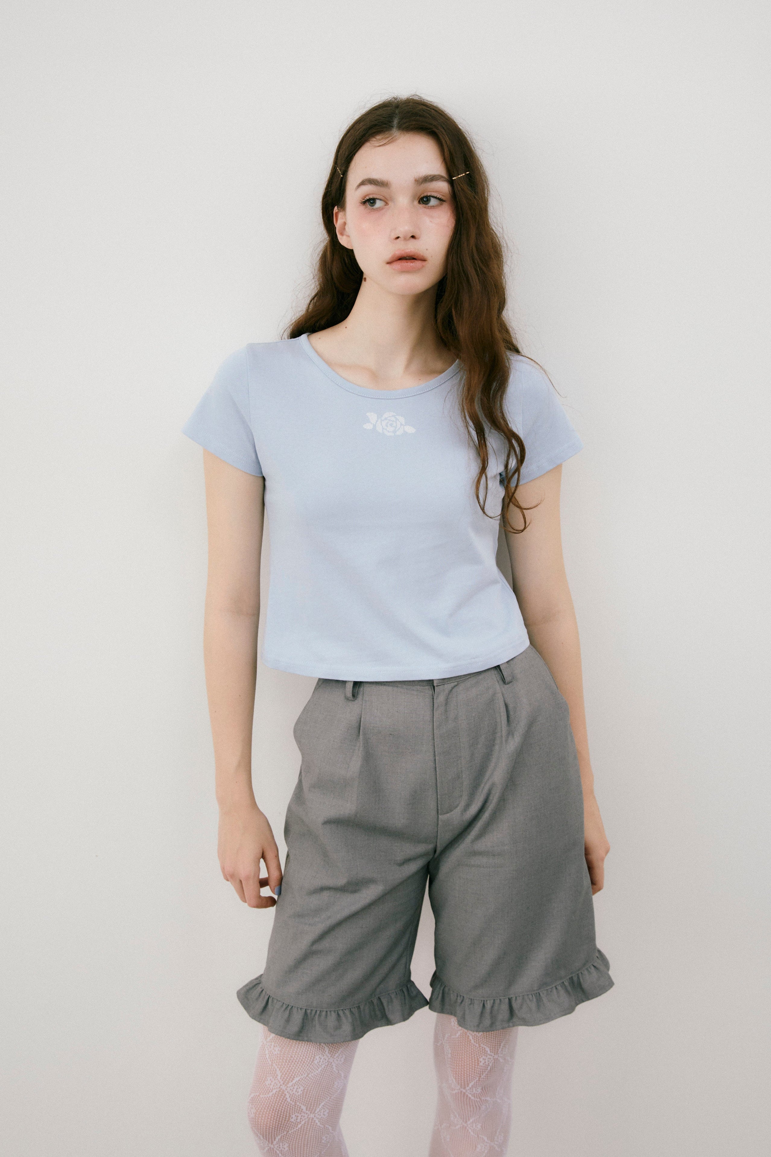 frill tuck half pants