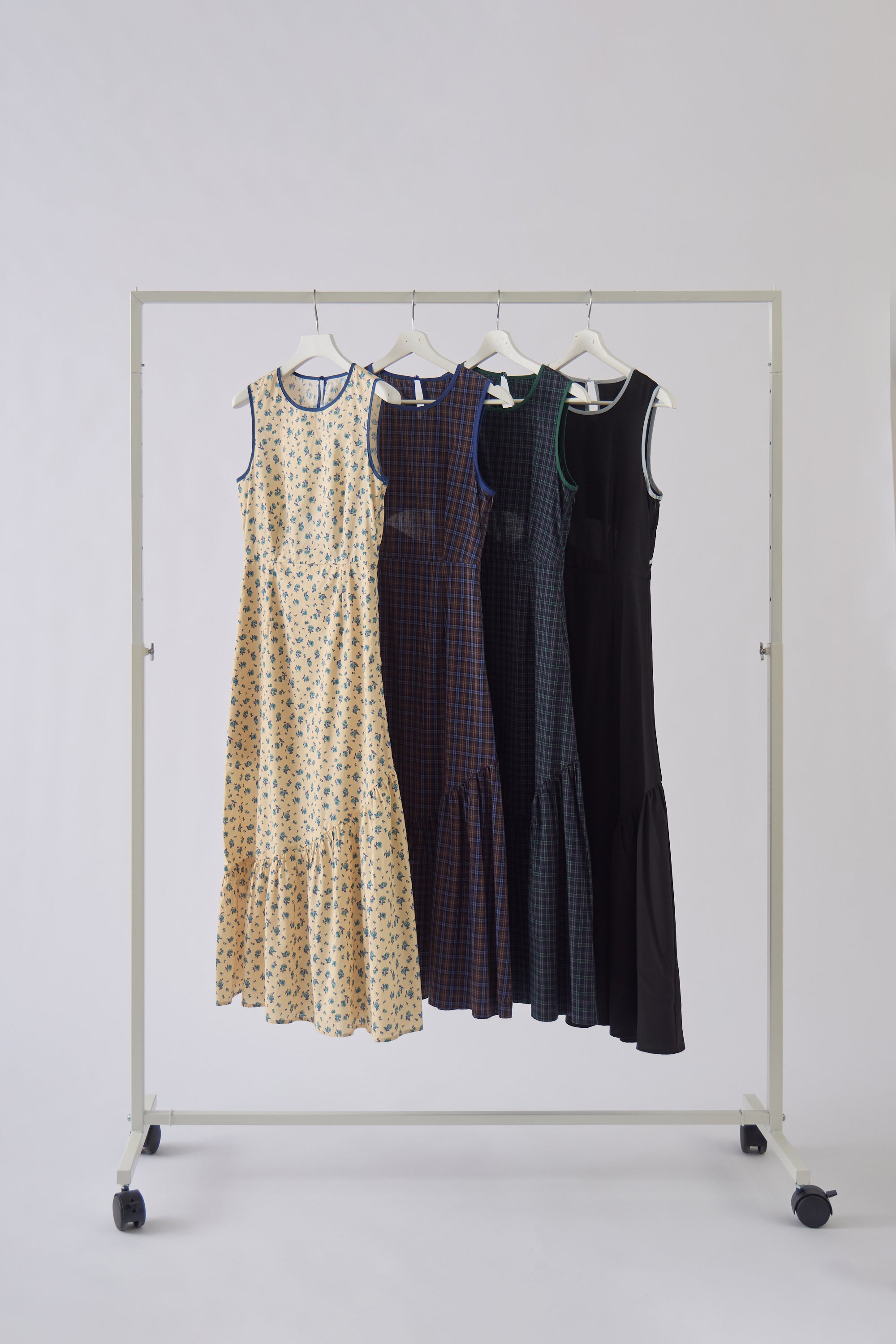 back cut onepiece