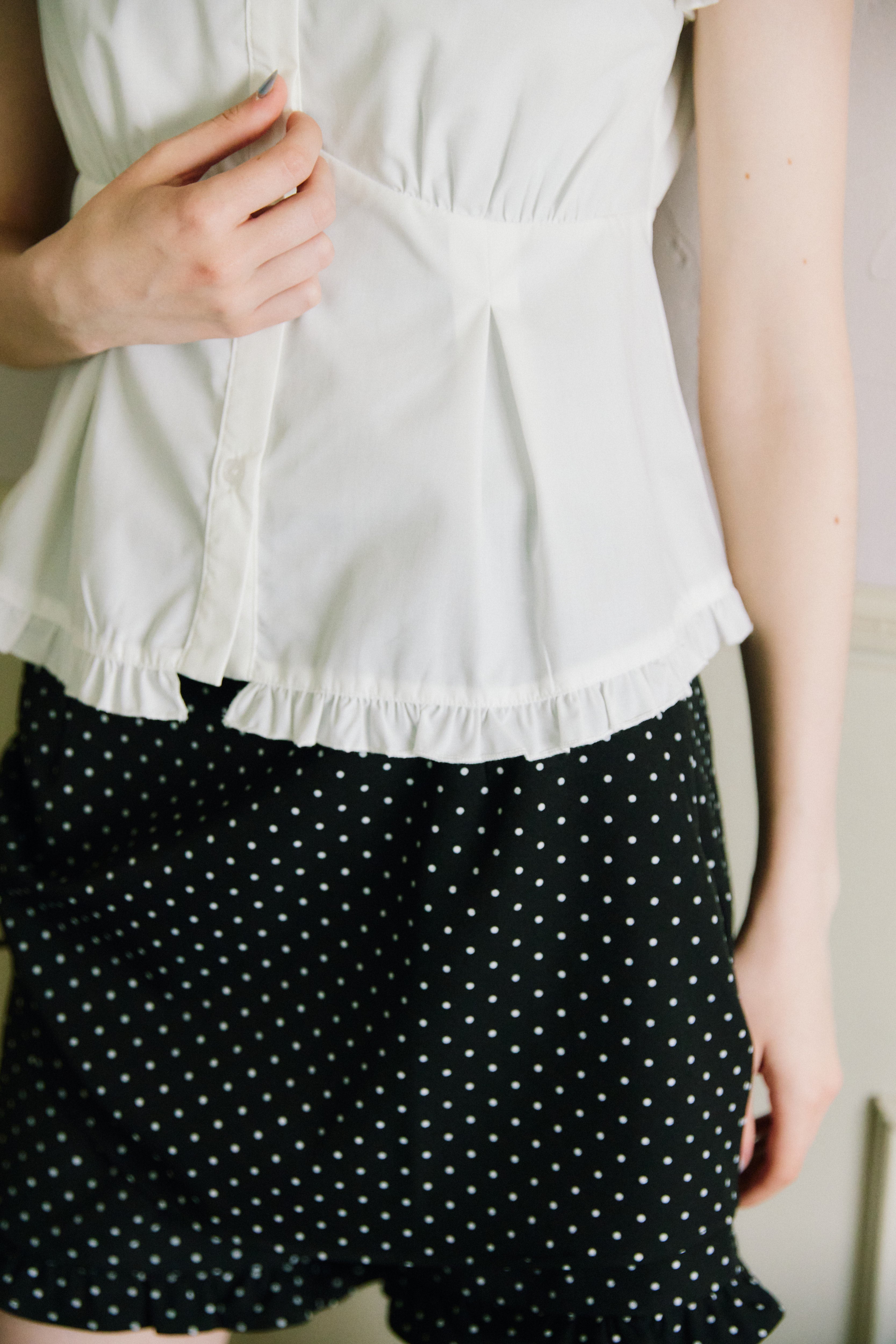 frill collar peplum blouse