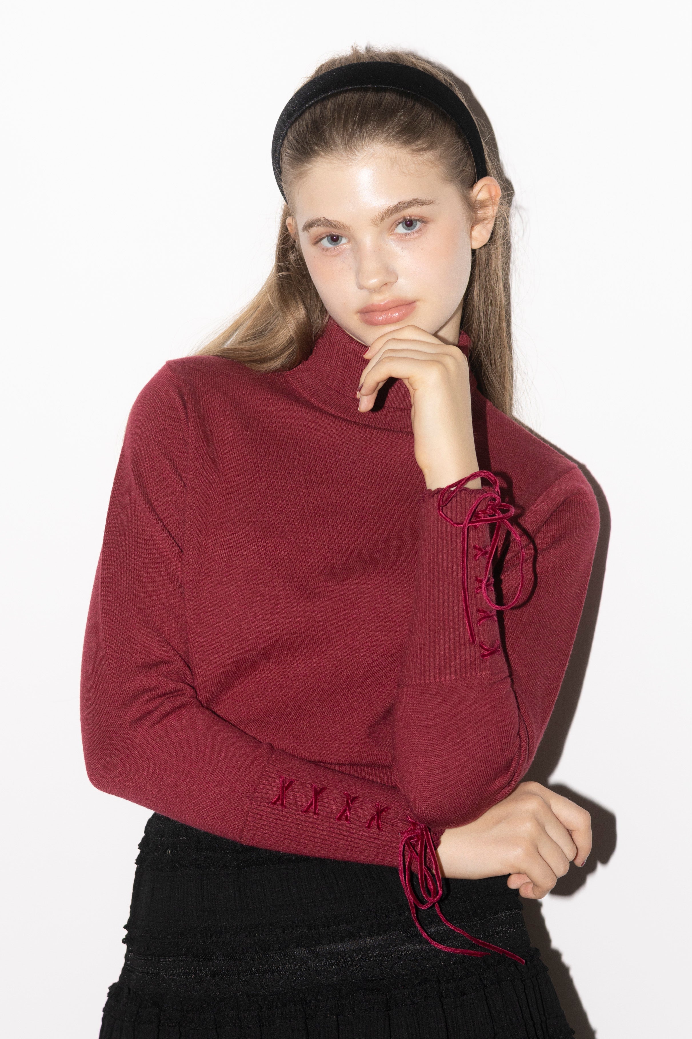 lace up ribbon turtle knit