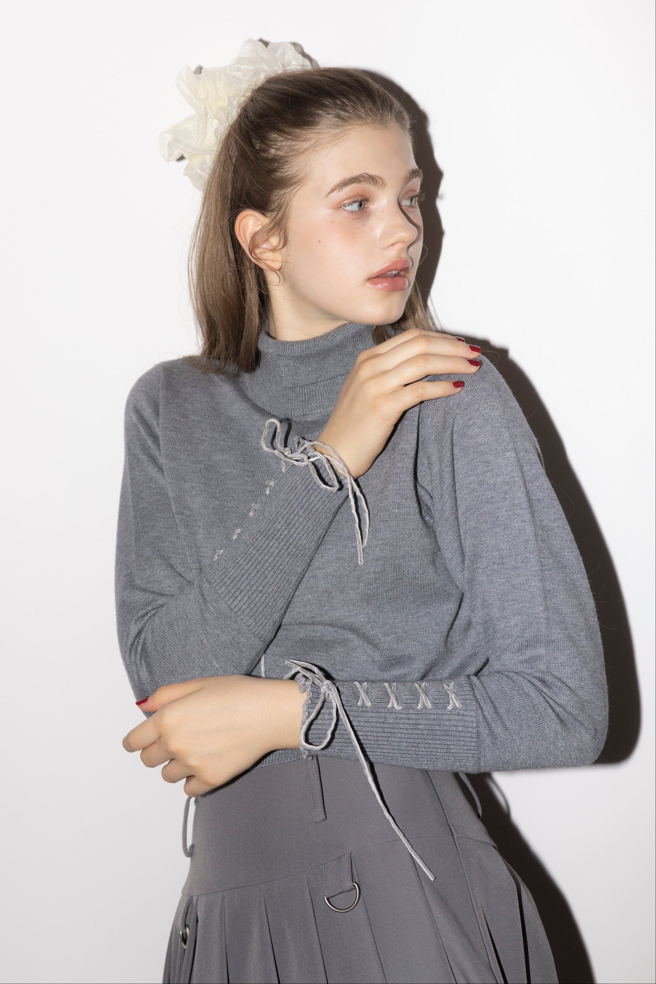 lace up ribbon turtle knit