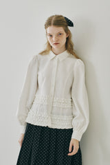 many frill blouse