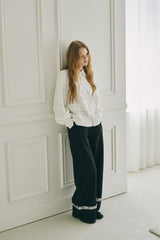 many frill blouse