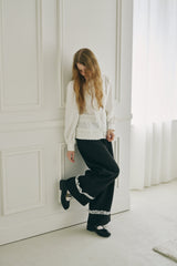 many frill blouse