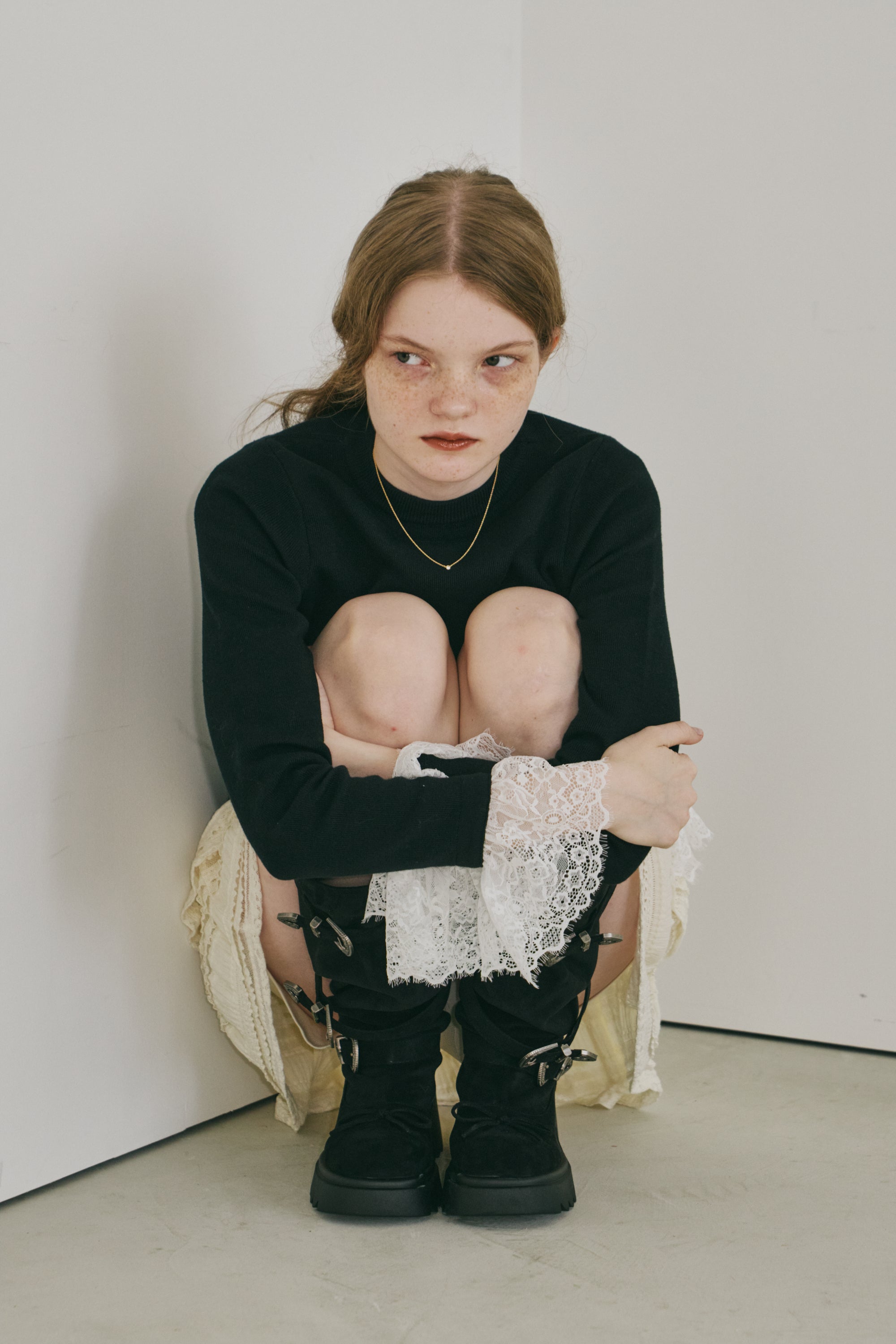 lace slit knit tops