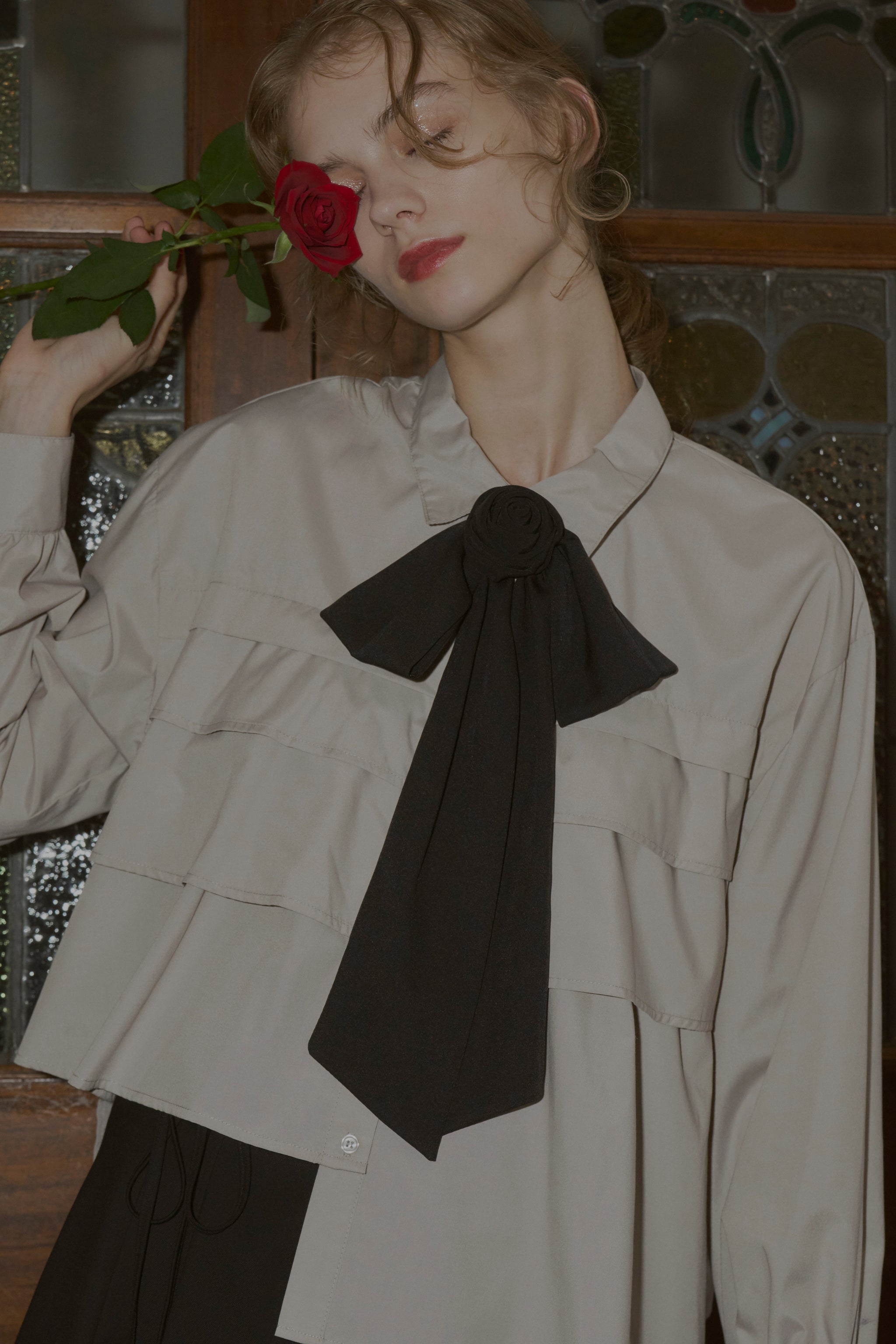 rose ribbon tie