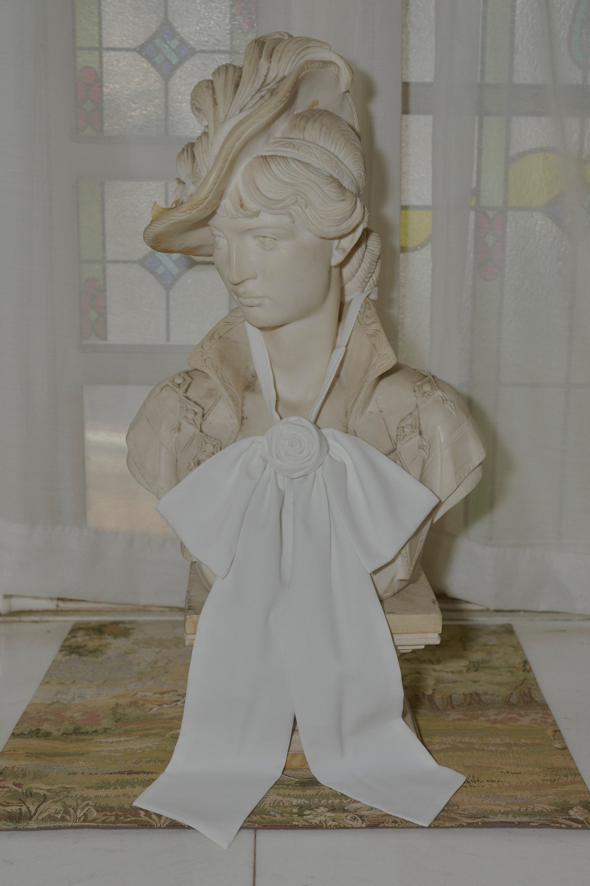 rose ribbon tie