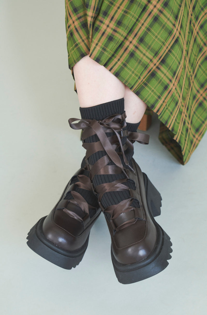 lace up socks boots