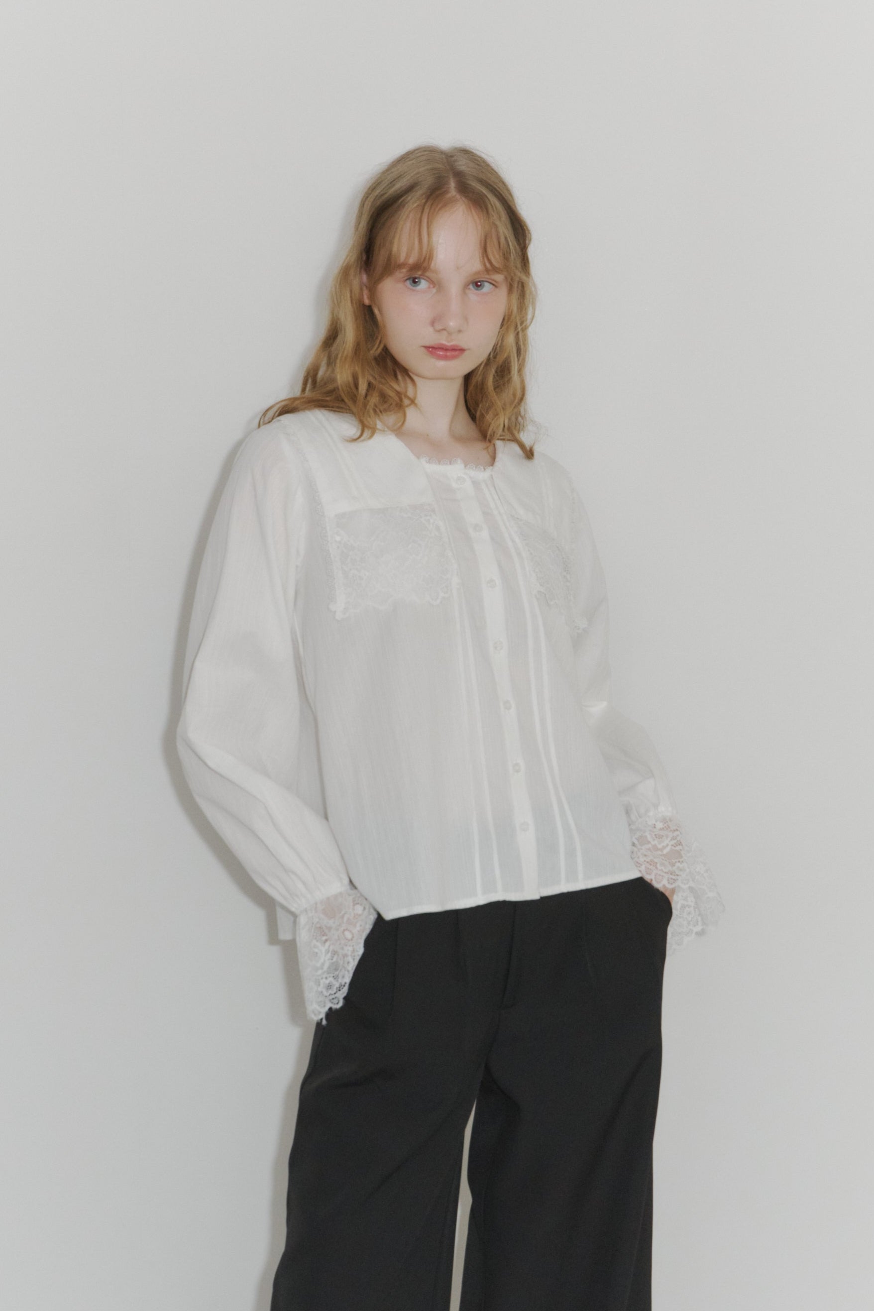 vintage square lace collar blouse