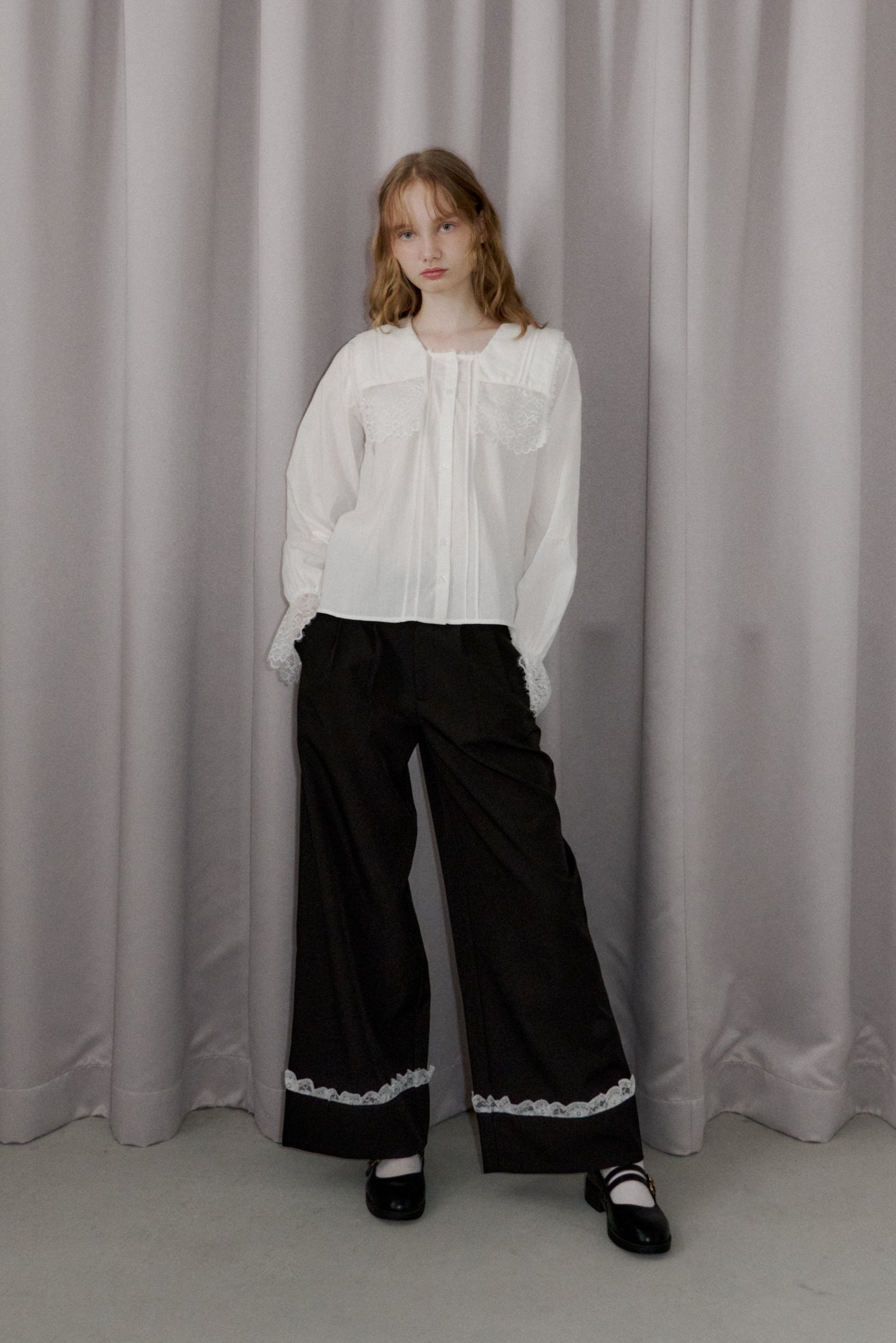 vintage square lace collar blouse