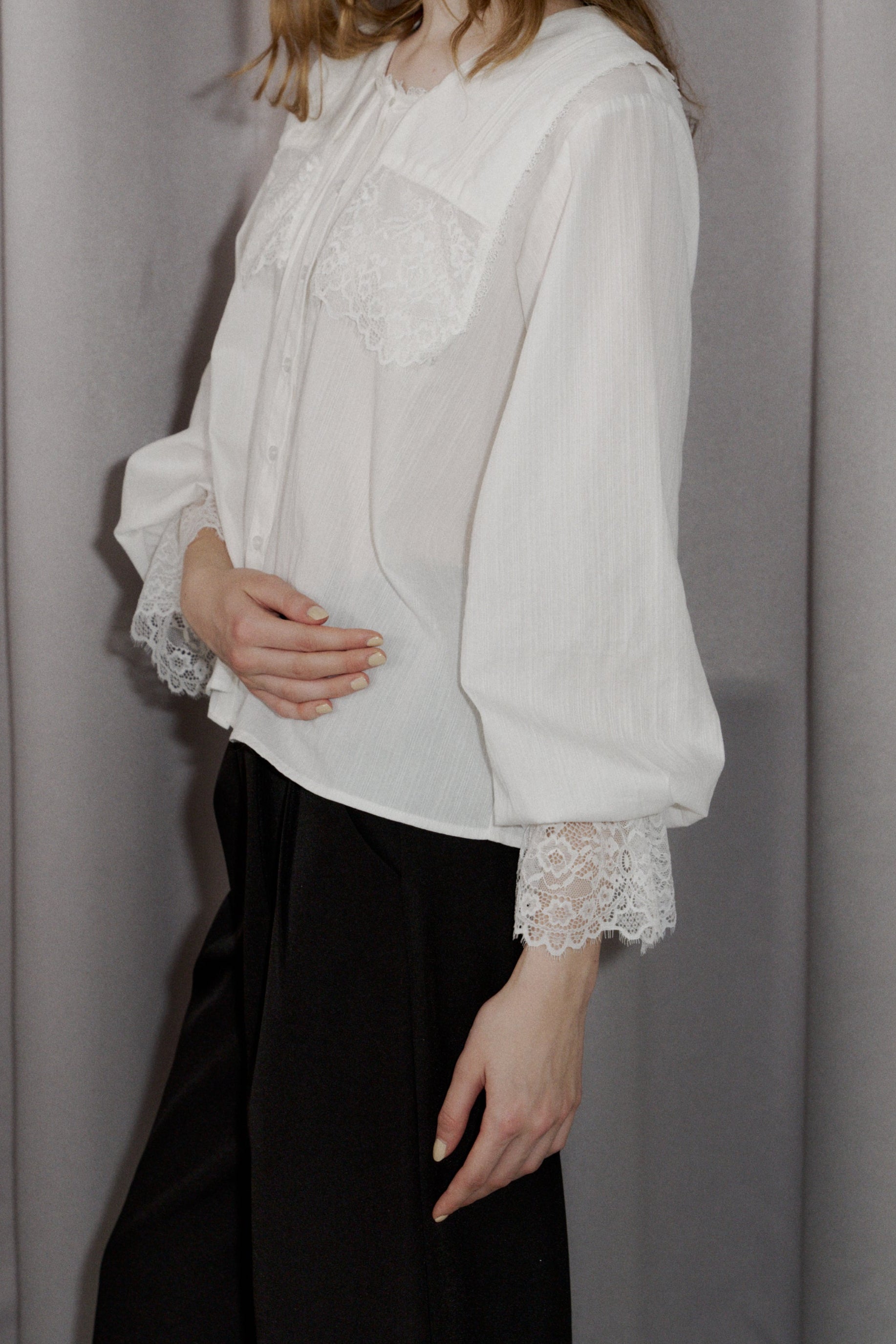 vintage square lace collar blouse