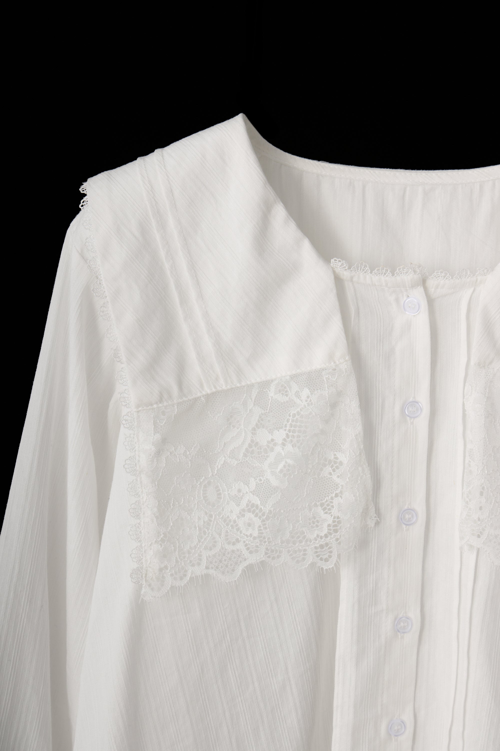 vintage square lace collar blouse