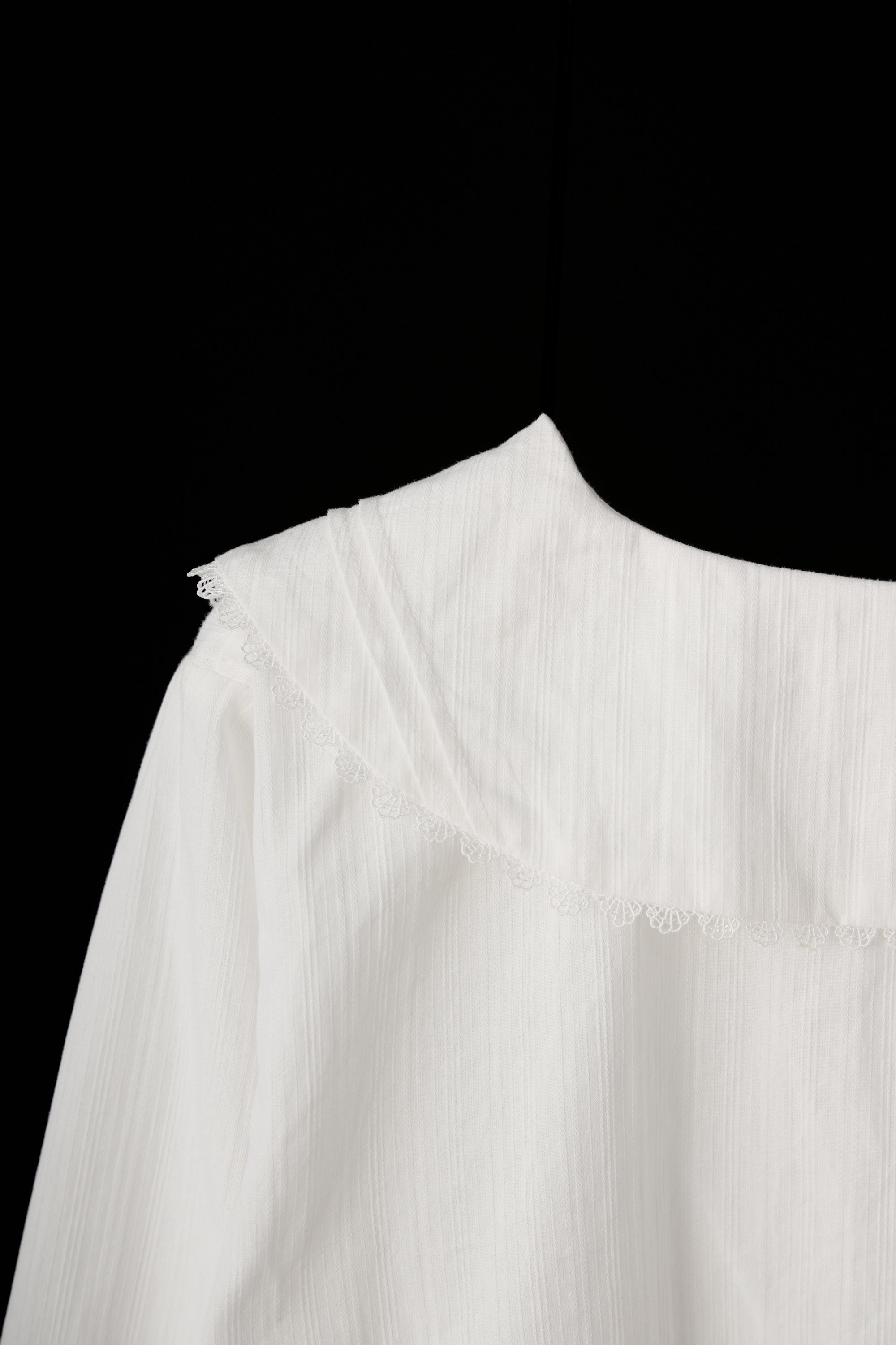 vintage square lace collar blouse