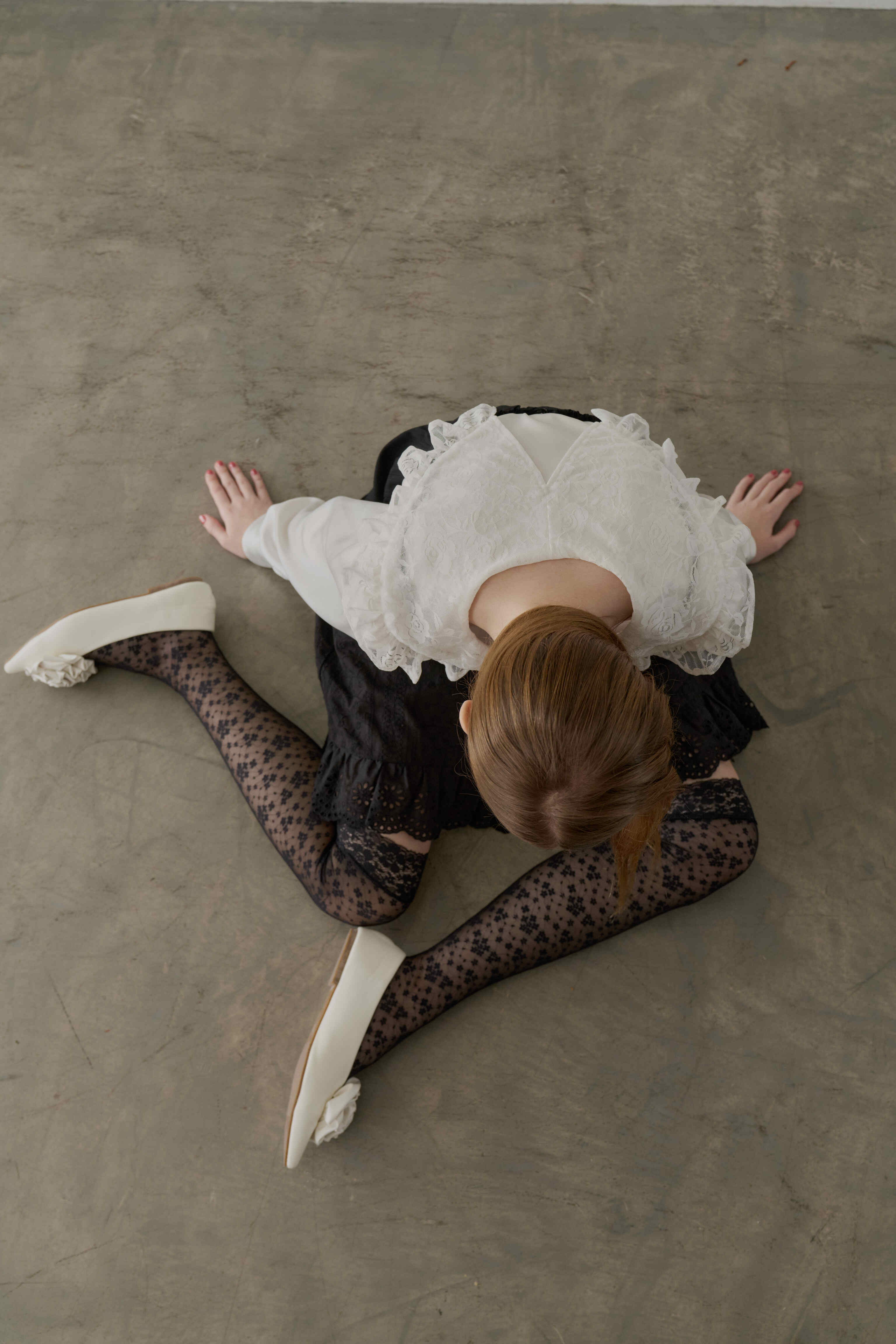 flower lace knee-highs