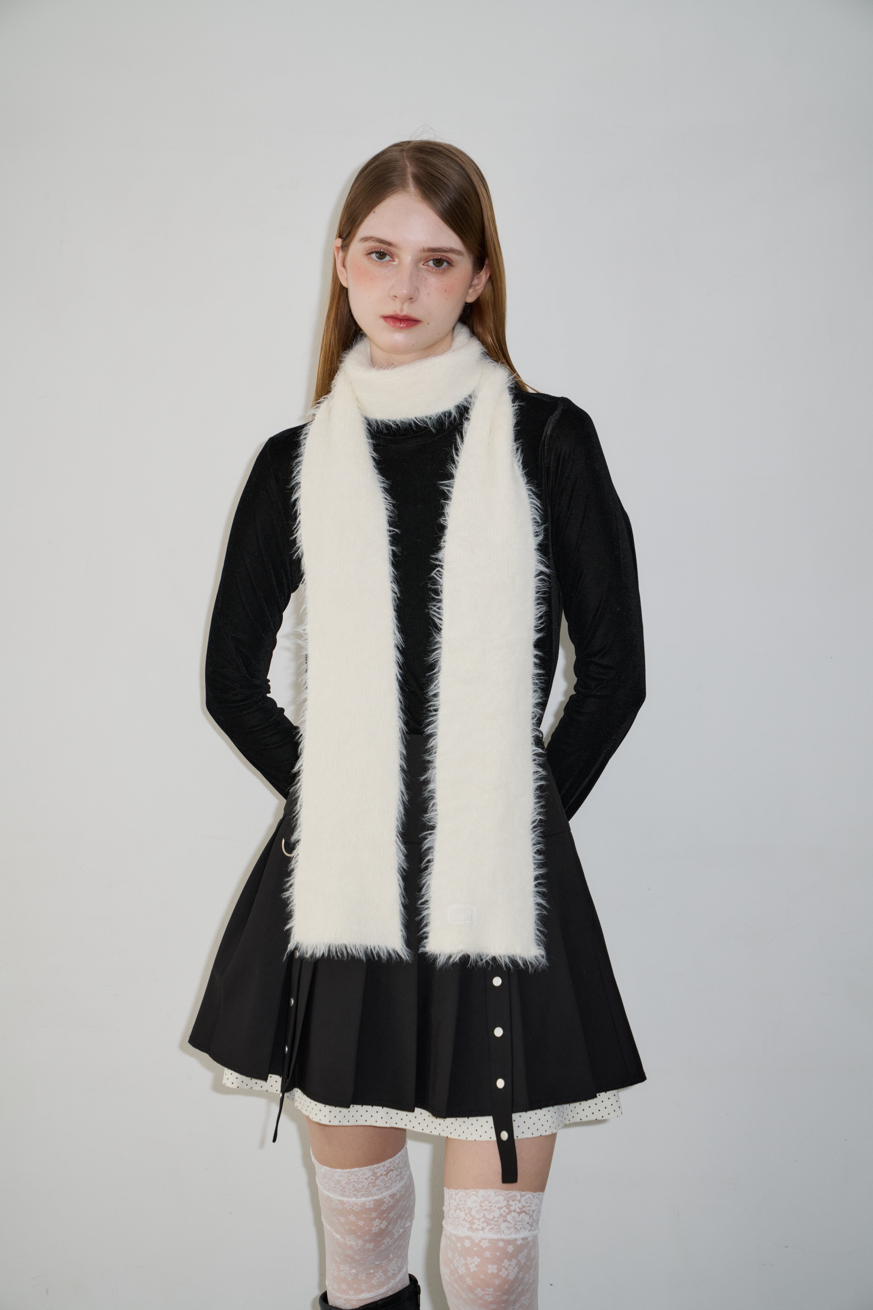 slim knit shaggy muffler