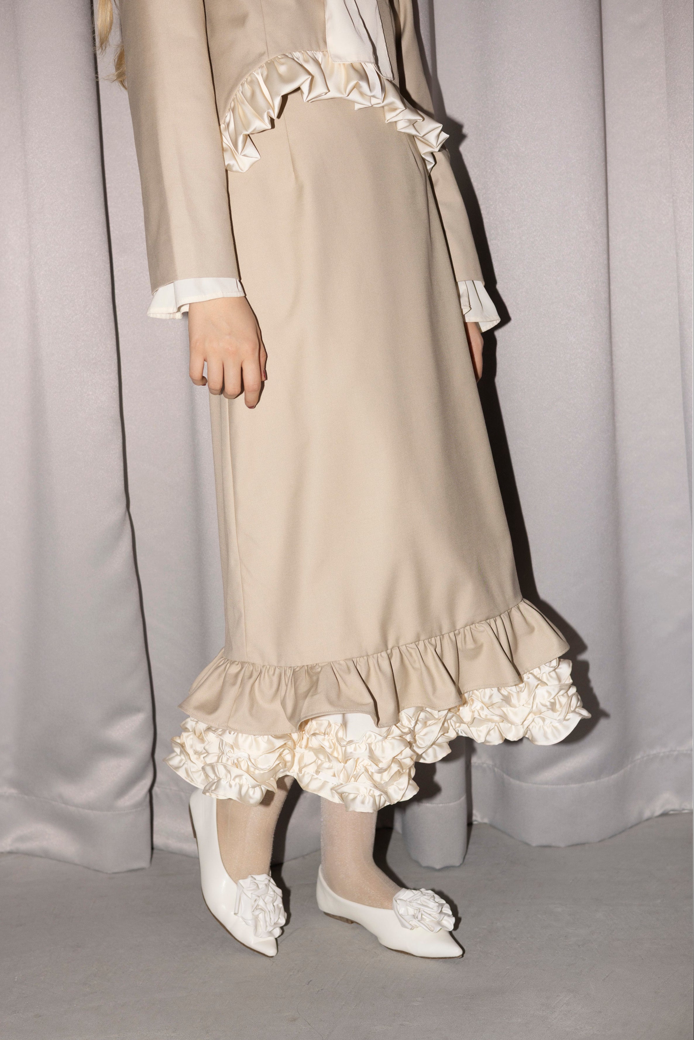 blooming frill long skirt【セットアップ着用可能】