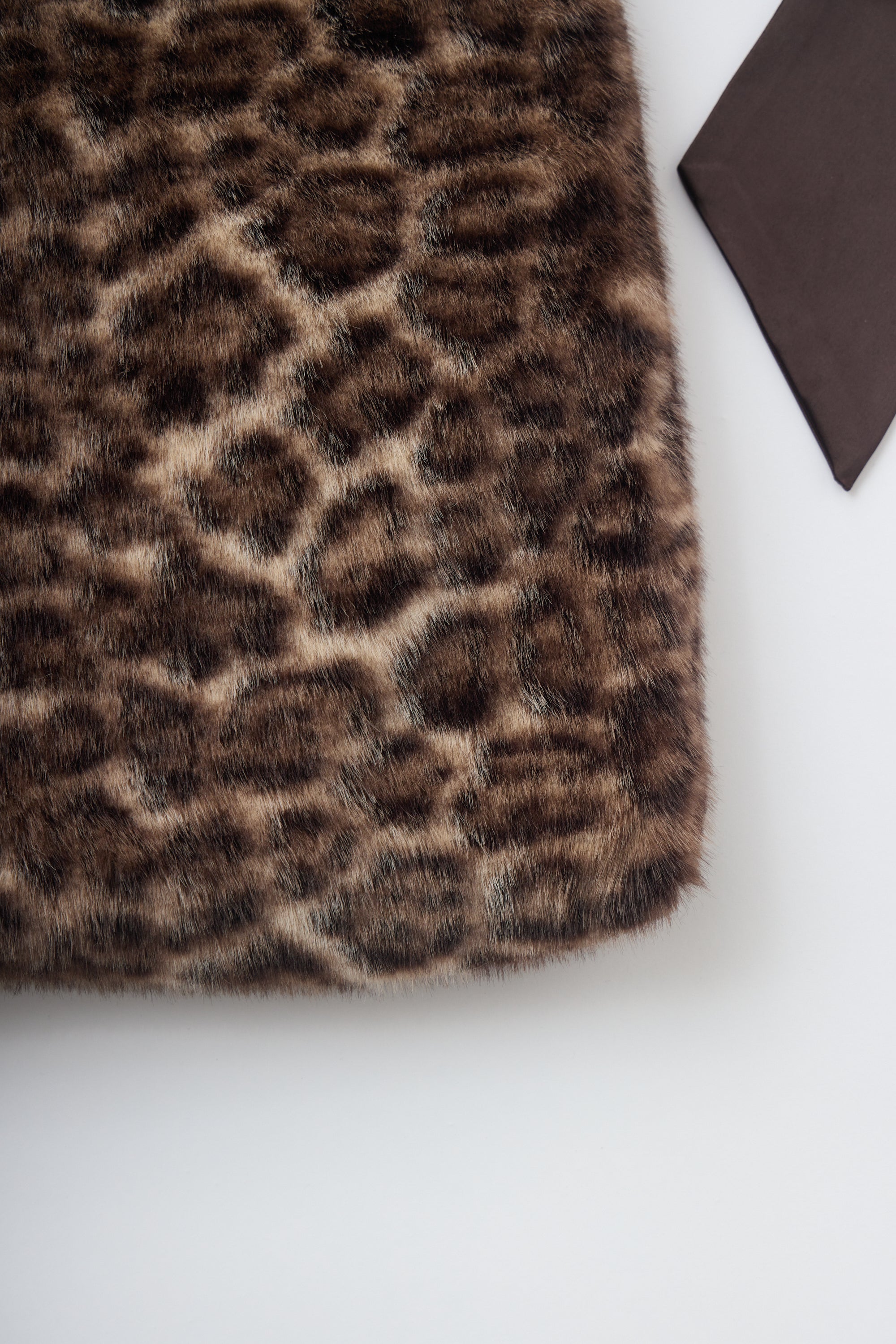 fur big ribbon tote bag