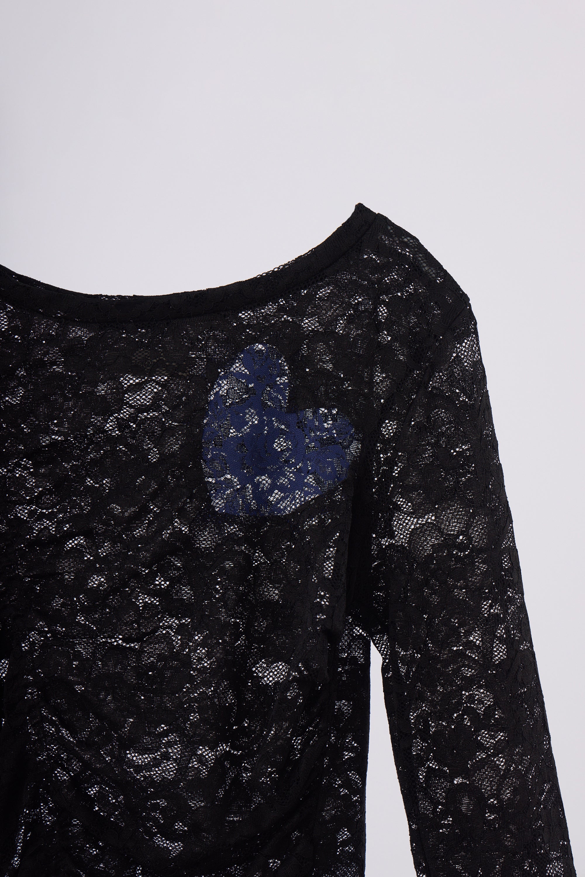 heart lace long sleeve tops