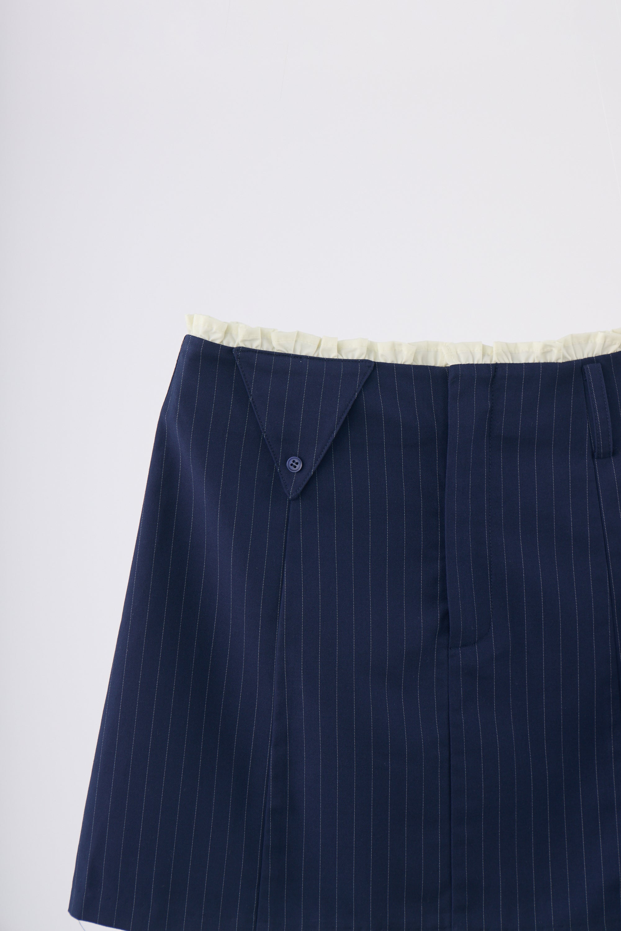 frill belt mini skirt