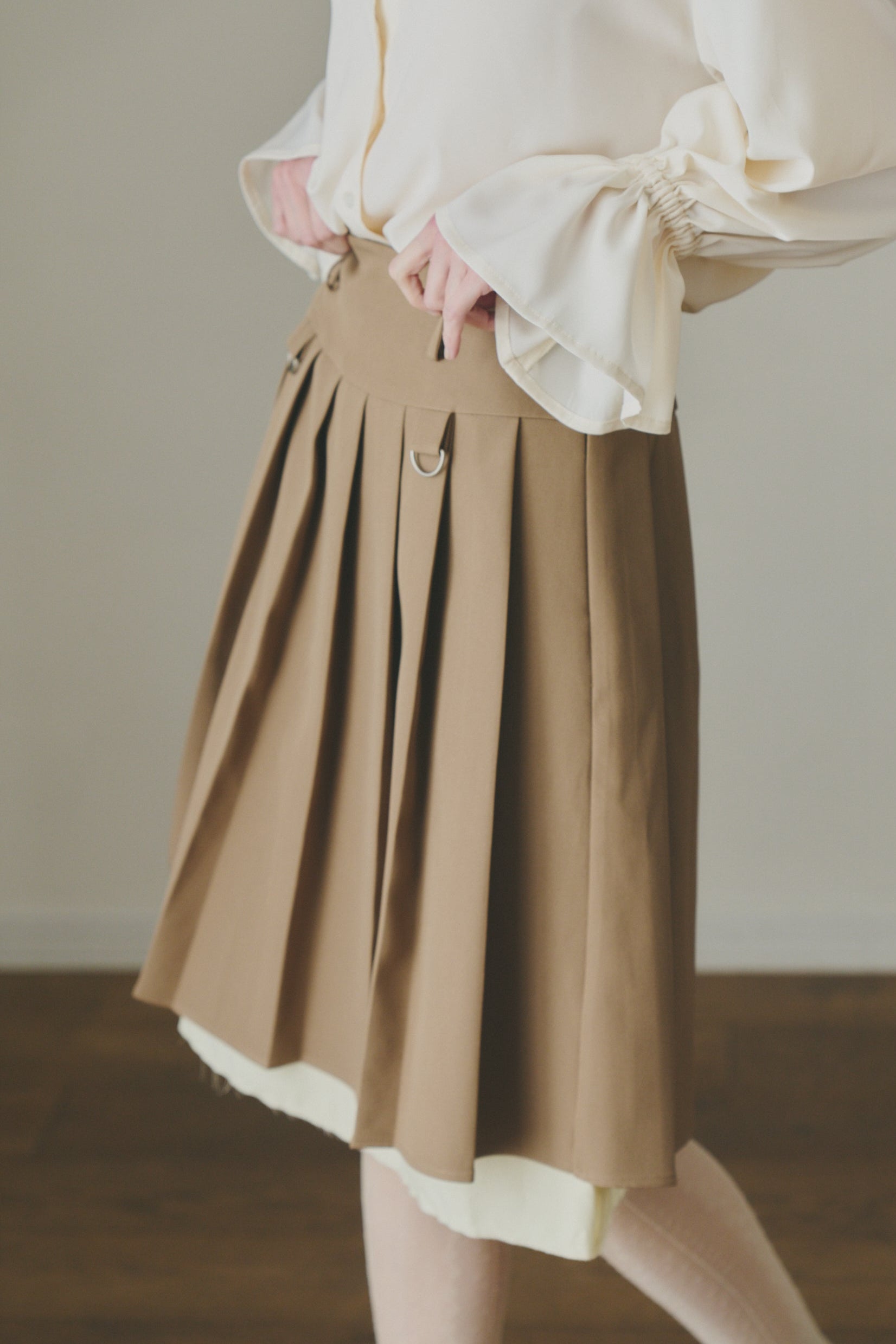 layered medium pleats skirt ( NEW COLOR )