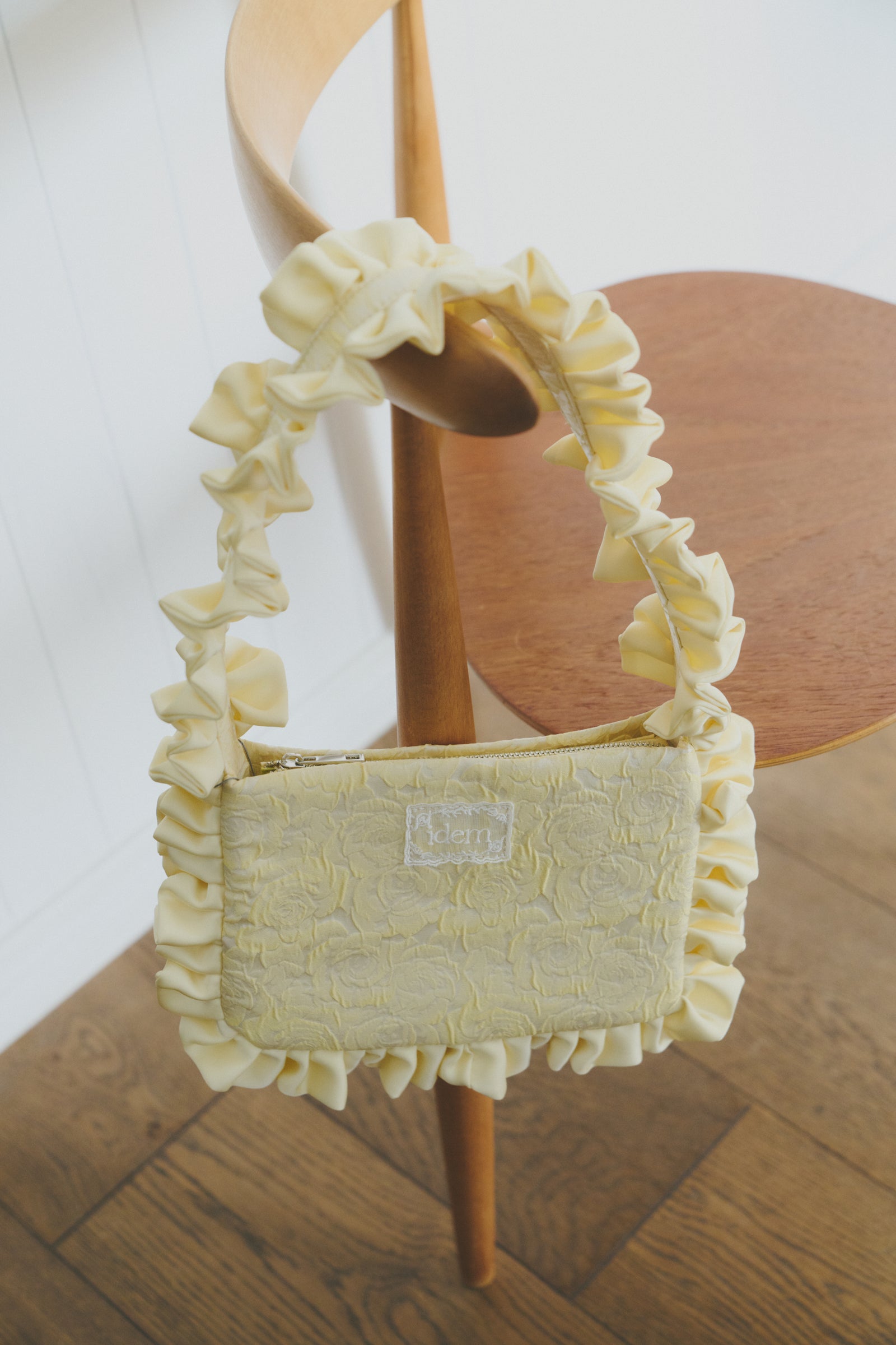 rose frill bag – idem