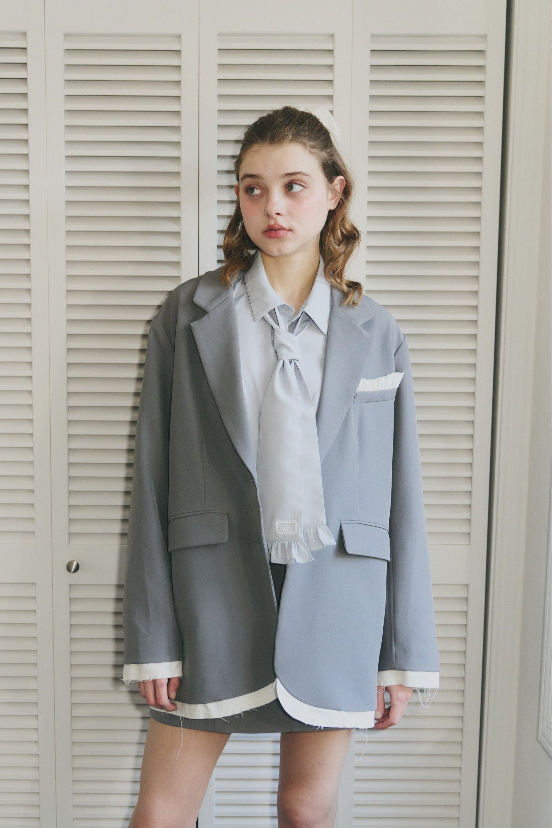 volume sleeve frill tie blouse