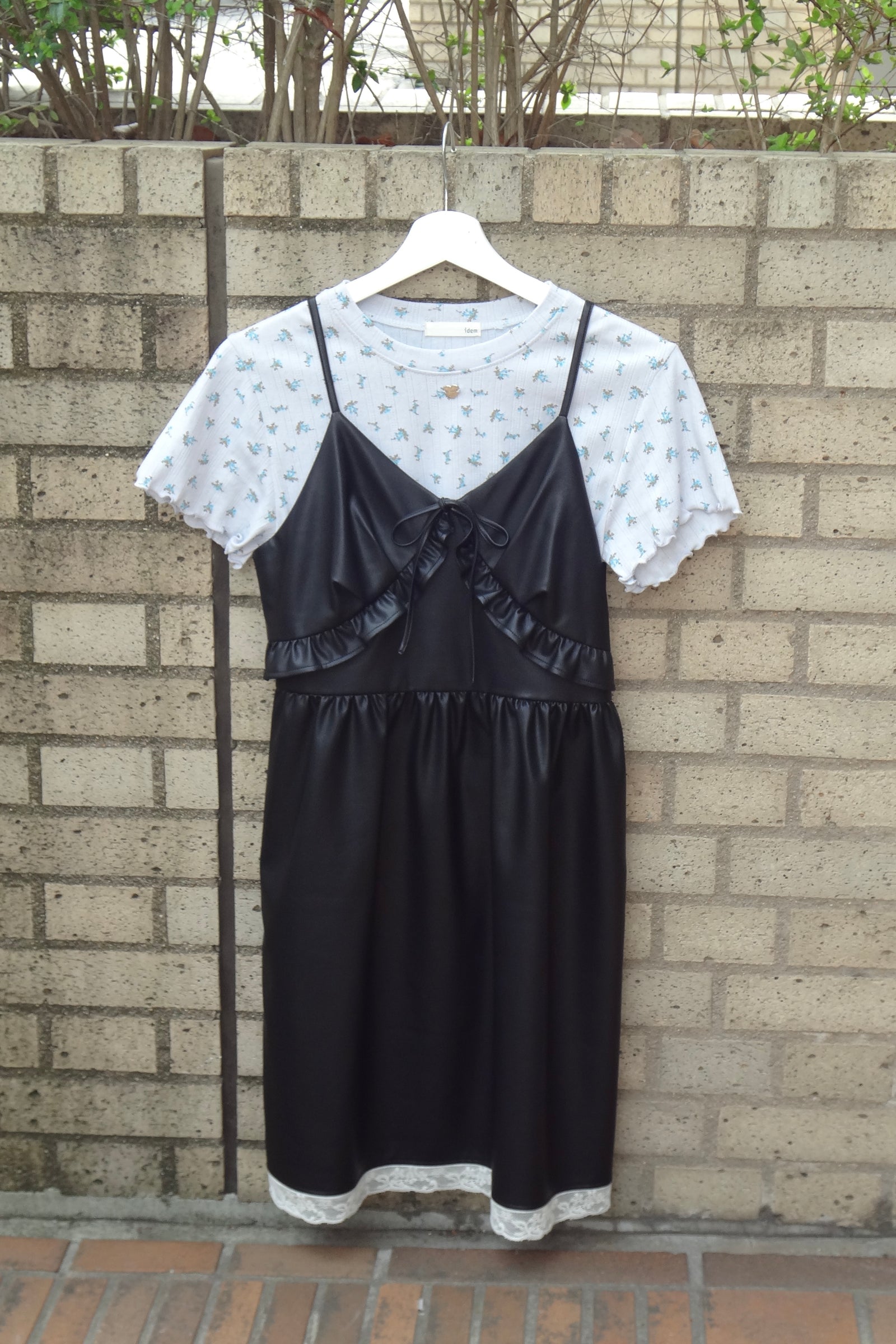 Online store Exclusive 】many frill mini onepiece – idem