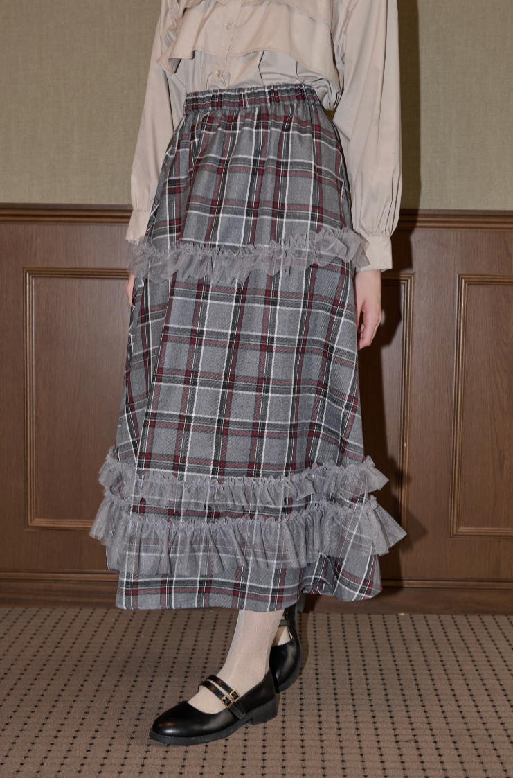 tulle frill × check skirt